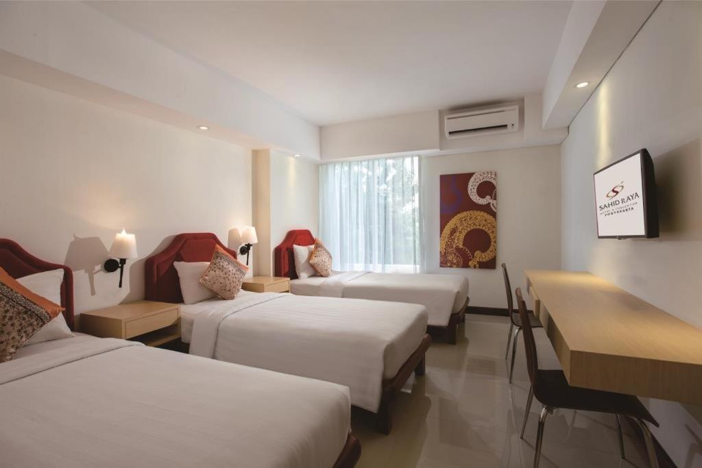 Sahid Raya Hotel & Convention Yogyakarta Maguwo Exterior foto